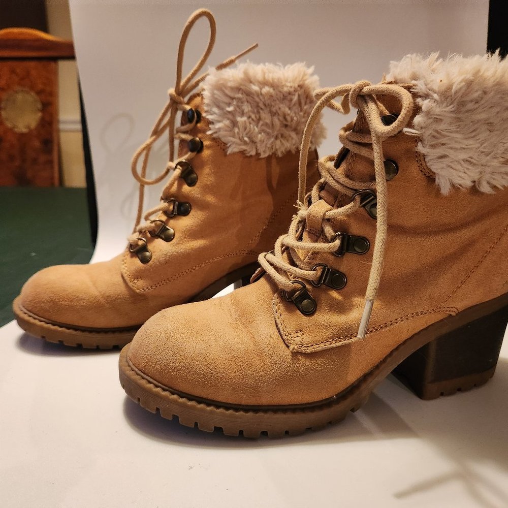 White Mountain Cliff Boots